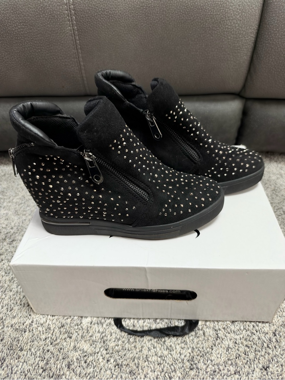 Shiekh Shoes Black Studded Zip-up Wedges size 7